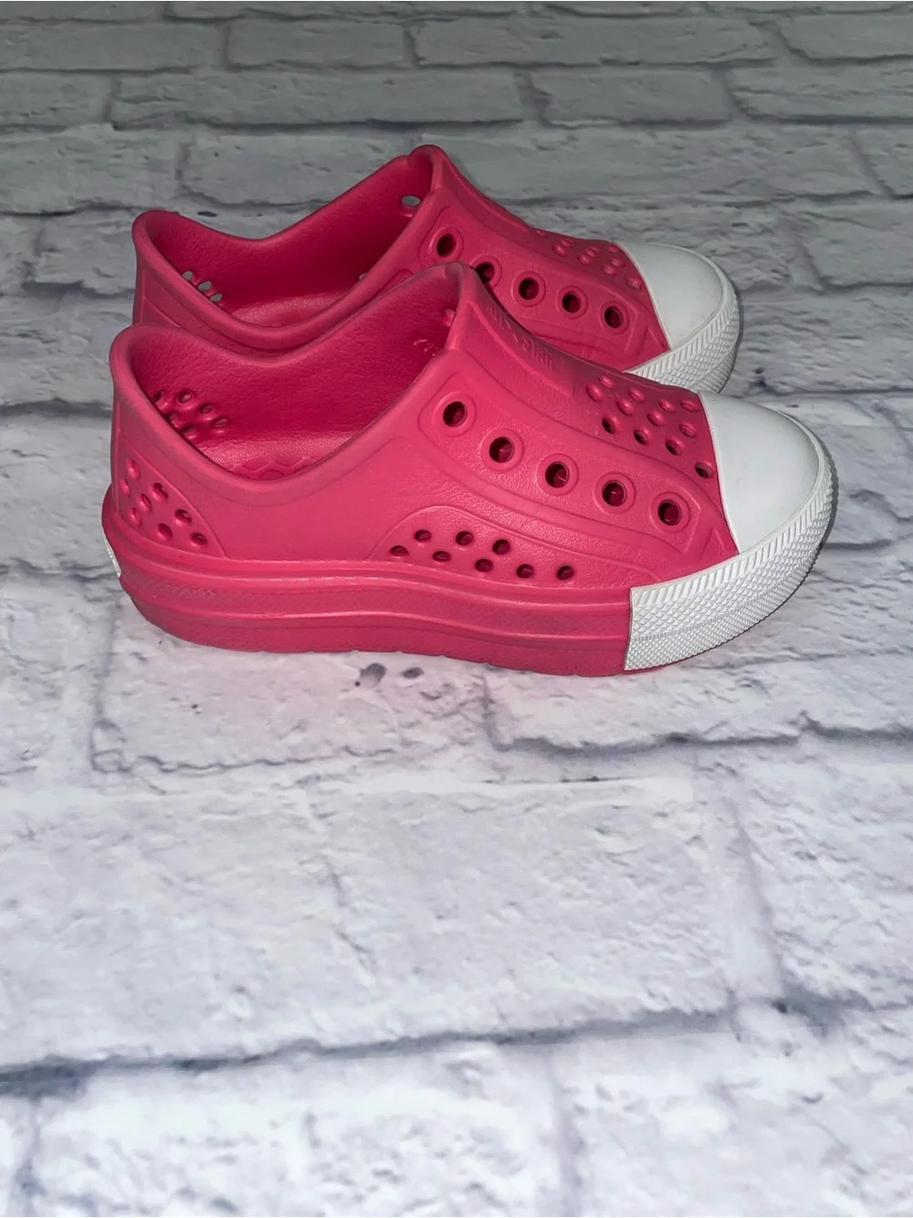 Converse Chuck Taylor All Star Play Lite CX Pink Sneaker. Size 11